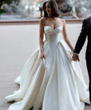 Charming Ivory Sweetheart Wedding Dresses A-line Satin Bridal HZ0307