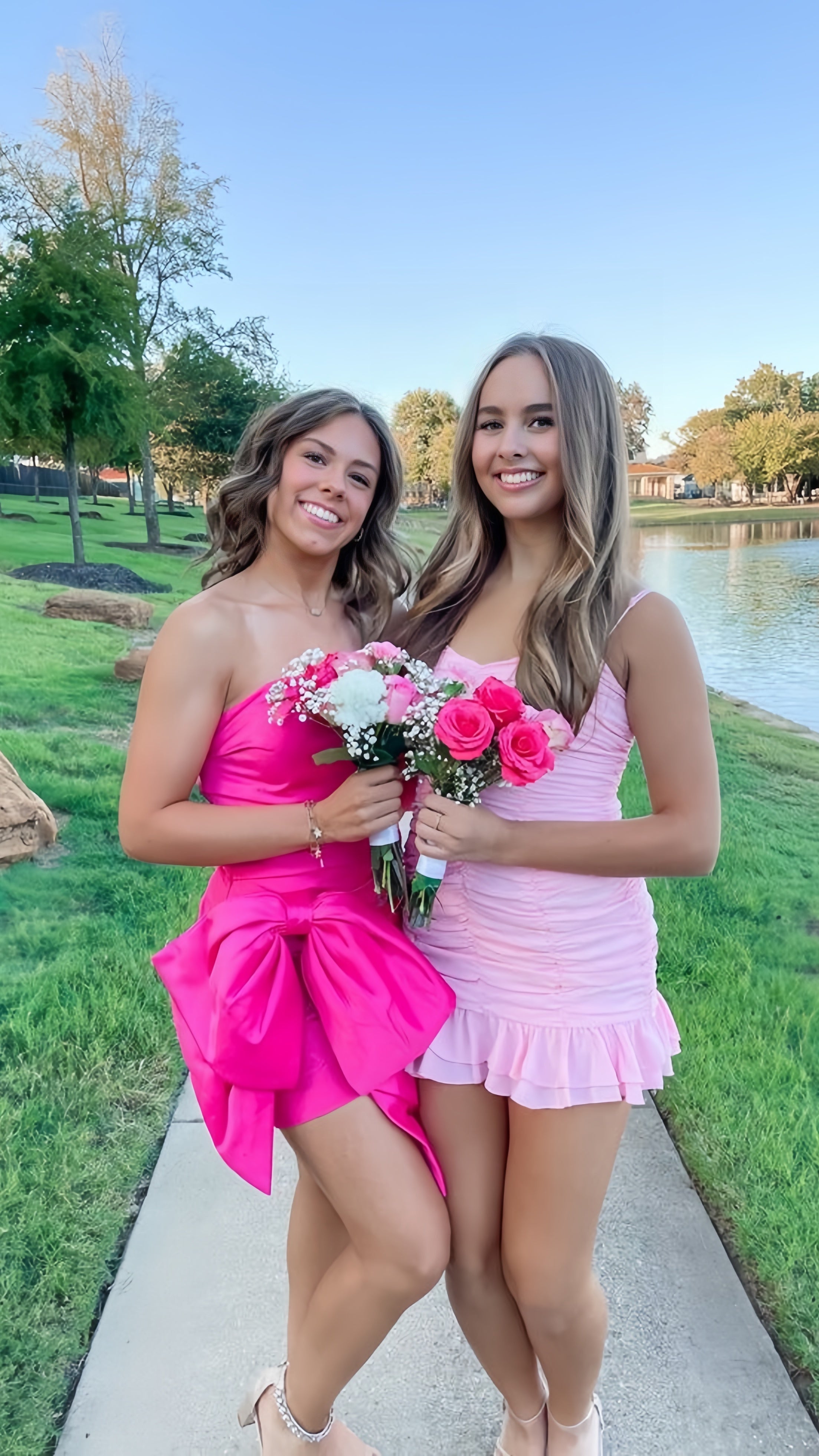 Cute Pink Mini Homecoming Dresses Pleated V-Neck Party Gown, HZ0307