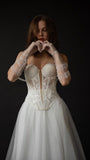 High Quality White Bridal Dresses Off The Shoulder Appliques Wedding HZ0307
