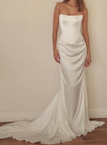 Strapless Ivory Pleated Wedding HZ0307