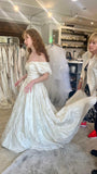 Vintage Off White Wedding Dresses Off Shoulder Bridal HZ0307