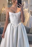 White Strapless Appliques Beaded Wedding Dresses Sleeveless Bridal Ball HZ0307
