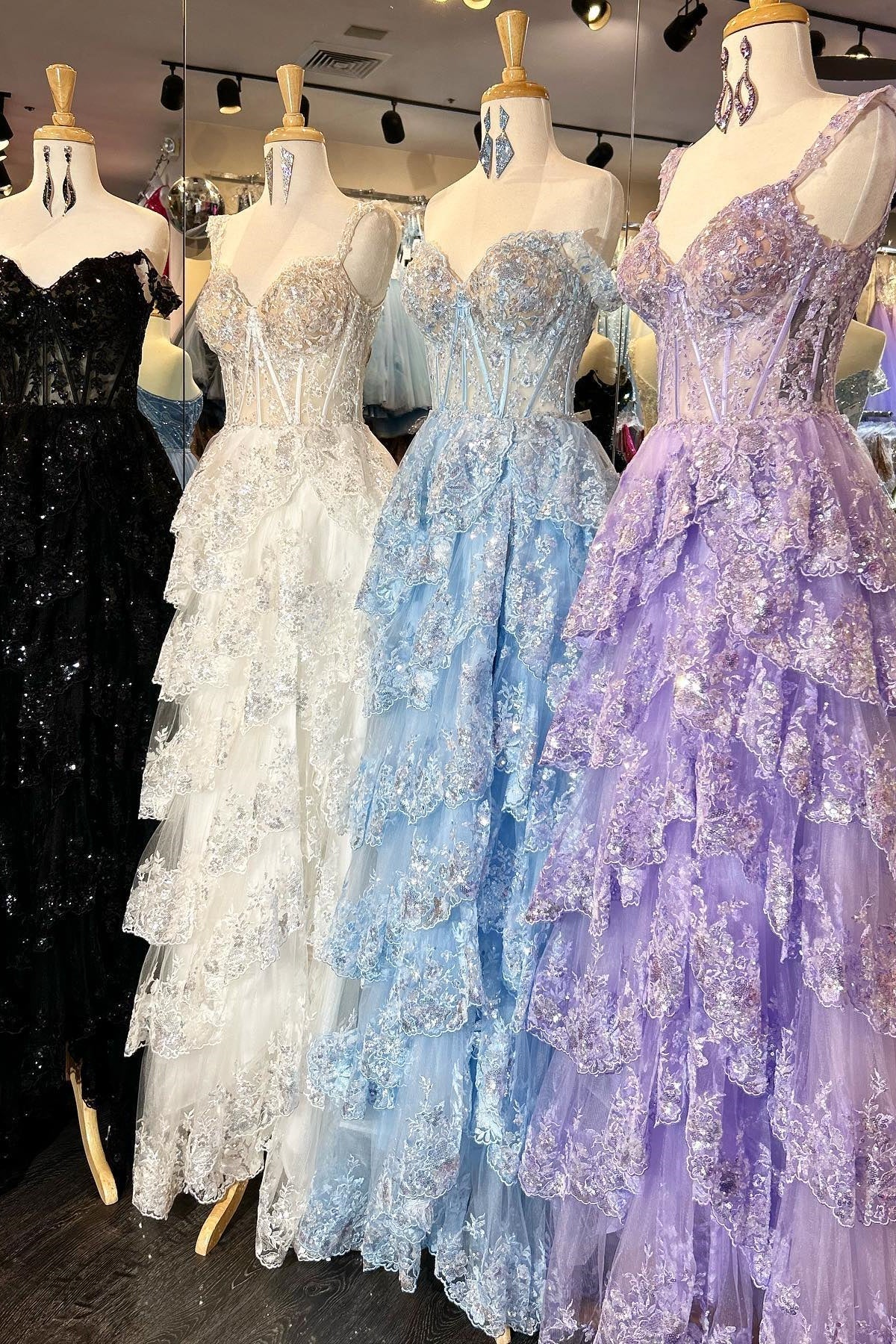 Corset Tulle Appliques Tiered Ruffle Long Prom Dress with HZ0307